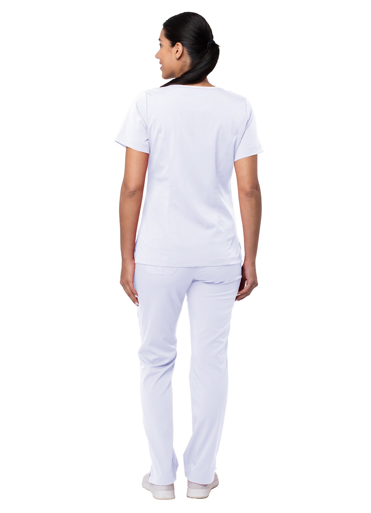 The Adar Pro Breakthrough Plus Scrub Set tailored for women consists of an Enhanced V-Neck Top and Multi Pocket Pants. 2X-3X